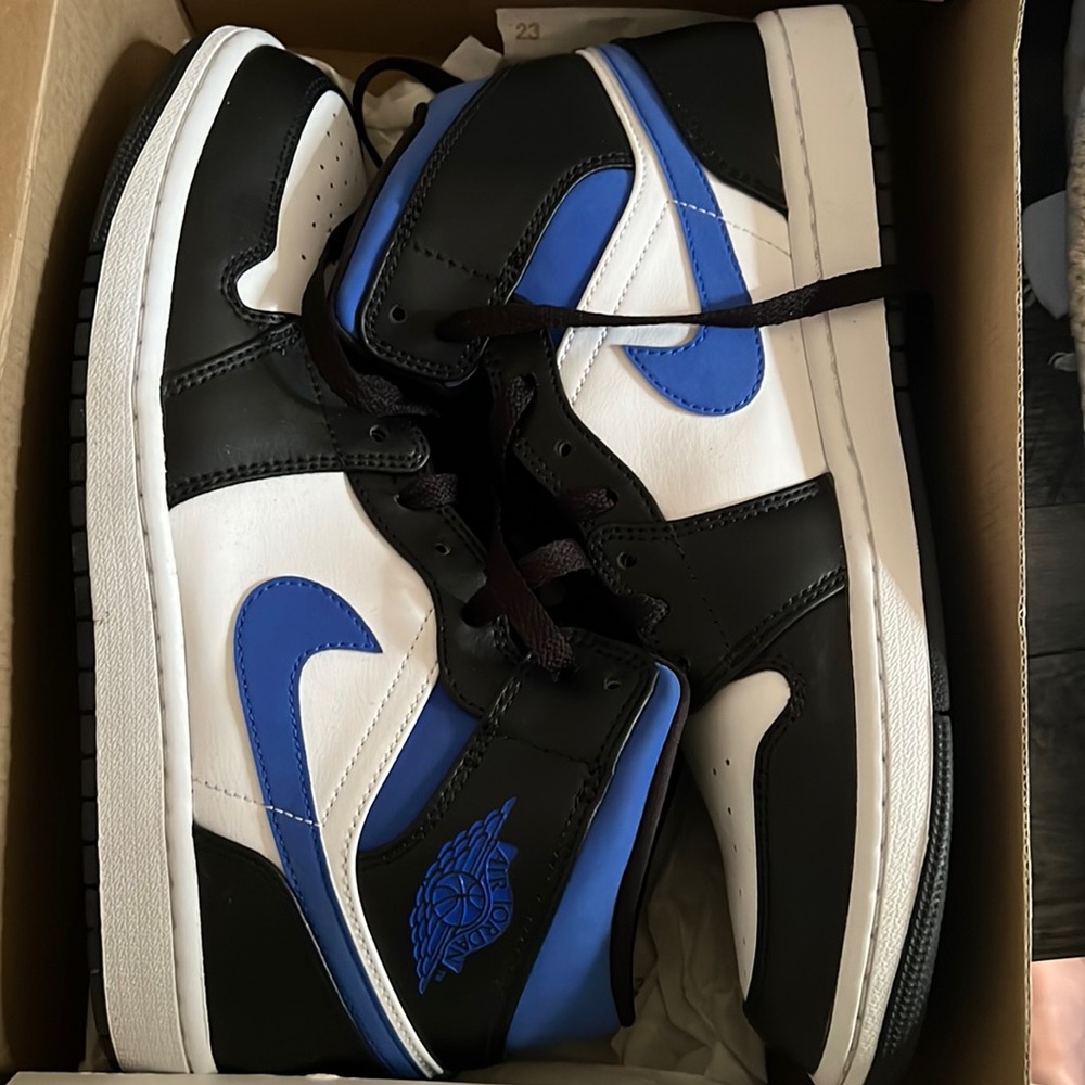 Air Jordan 1